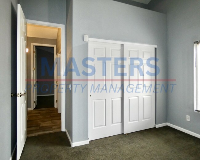 Building Photo - Spacious Home in West Toledo – Comfortable Living in a Great Location