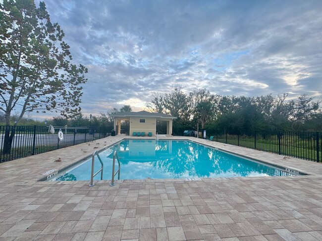 Building Photo - Watercrest Estates - Community Pool