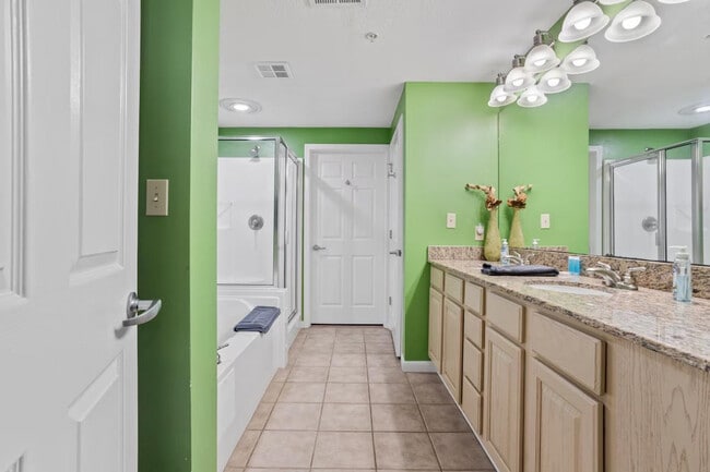 Building Photo - 2230 Beach Blvd