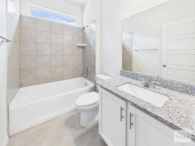 Building Photo - Brand New DR Horton Home Available Now