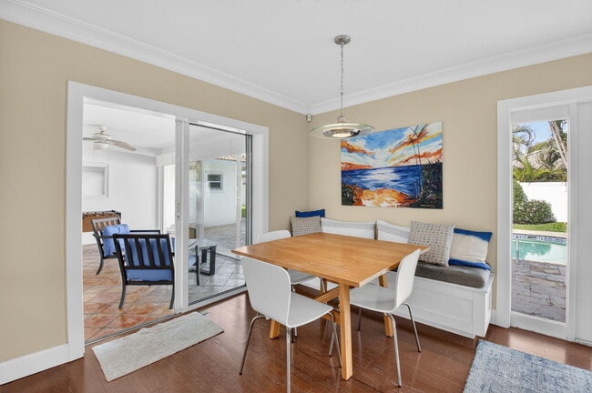 Building Photo - 1010 SW 2nd St