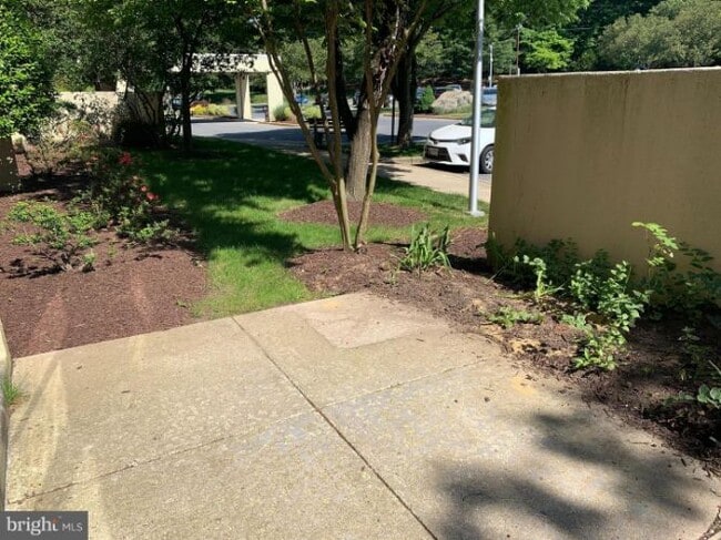 Building Photo - 2921 N Leisure World Blvd