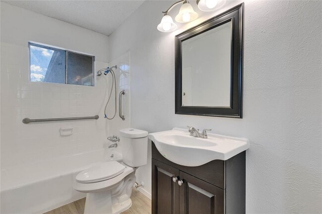 Building Photo - 4504 Little Hill Cir