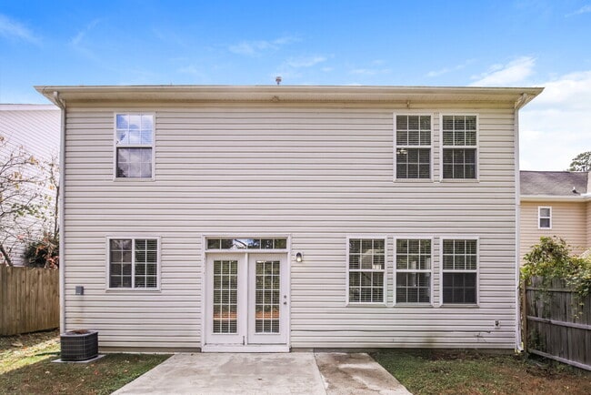 Building Photo - 8904 Elizabeth Bennet Pl