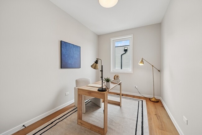 Building Photo - Forest Park - New Construction Luxury Townhomes!