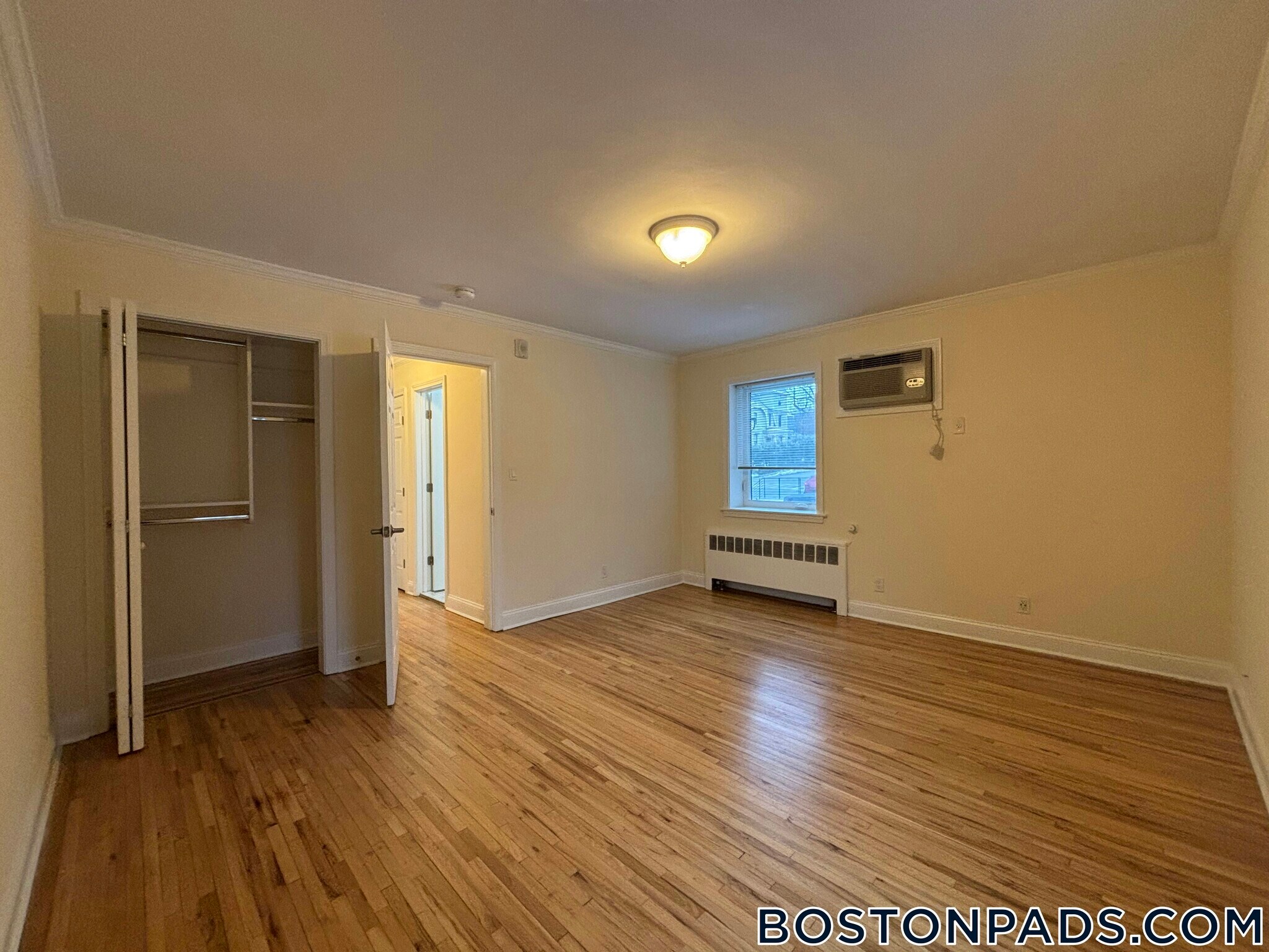 Building Photo - 84 St Paul St