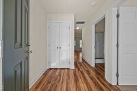 Building Photo - RENT THIS TWO BEDROOM UNIT FOR REDUCED RENTAL RATE!