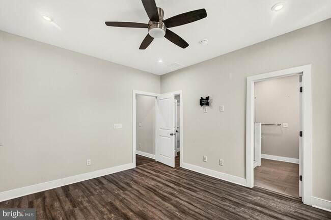 Building Photo - 1013 S Taylor Ct