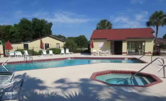 Pool and Jacuzzi in the community - 626 Golden Sunshine Cir