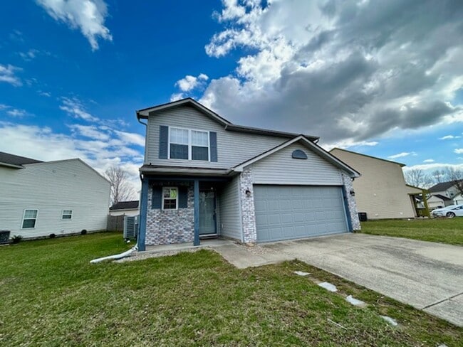 Building Photo - Wonderful 4 Bedroom 2.5 Bathroom Two Story Home in Lawrence!