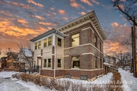 Building Photo - 2827 Pleasant Ave