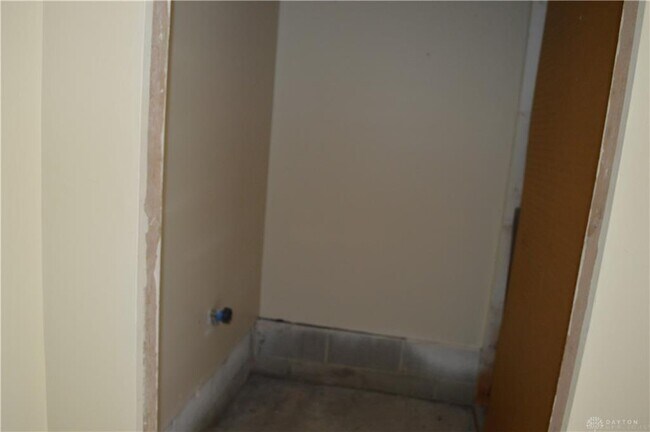 Building Photo - 1217 Robbins Run Ct