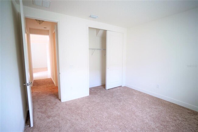 Building Photo - 30835 Spruceberry Ct