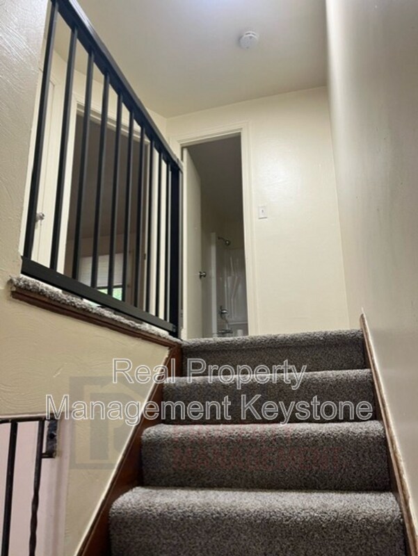 Building Photo - 307 Greenlee Rd