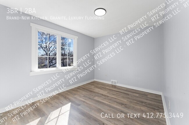 Building Photo - 2904 H St