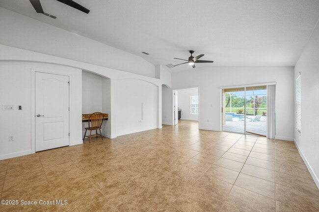 Building Photo - 3664 Gurrero Dr