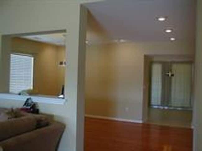 Building Photo - Welcome to Pineridge