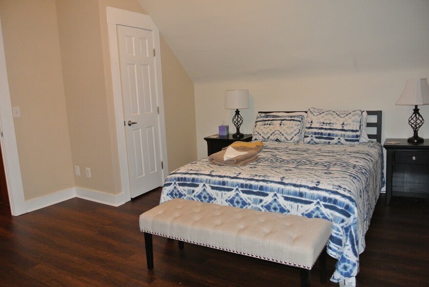 2nd floor bedroom - 3545 Edwards Rd