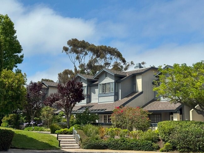 Building Photo - Stunning house in the heart of La Jolla Cl...