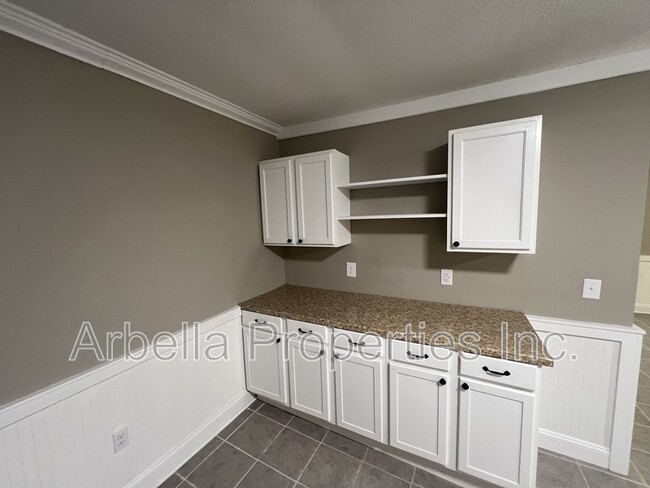 Building Photo - 1415 Kingsport Hwy