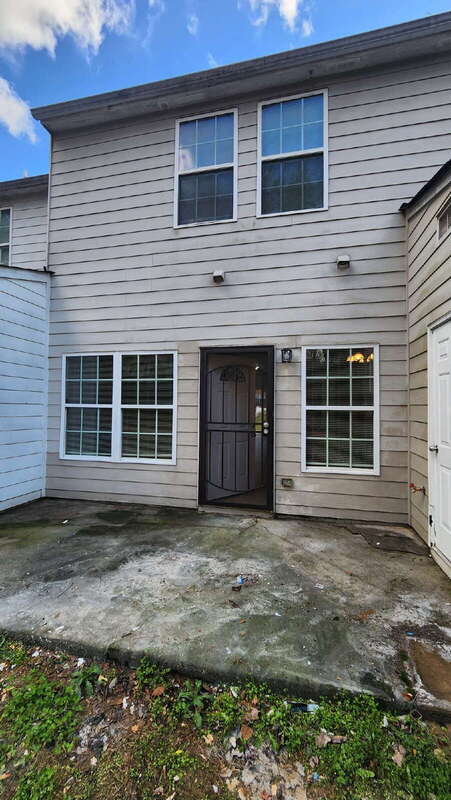 Building Photo - 385 Brookview Dr