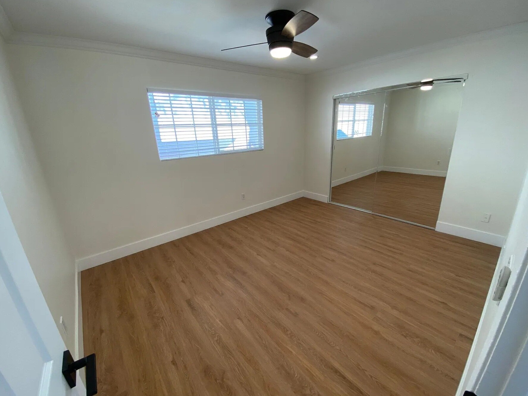 Building Photo - 2937 W Carson St