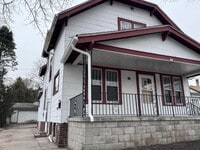 Building Photo - 915 Columbus St