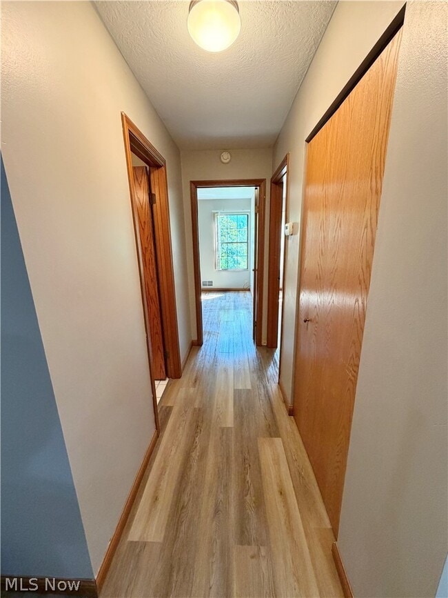 Building Photo - 4046 St Andrews Ct
