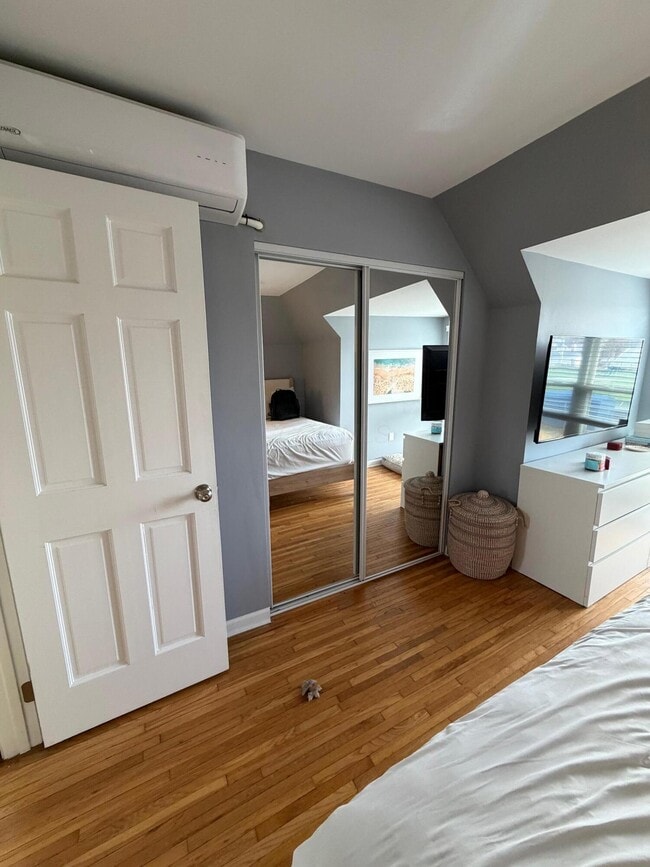 Building Photo - 1396 Fairview Ave