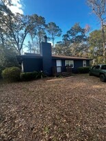 Exterior Front - 4802 Easy St