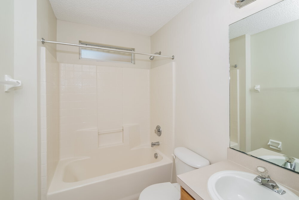 Building Photo - 8059 Carisbrook Ct