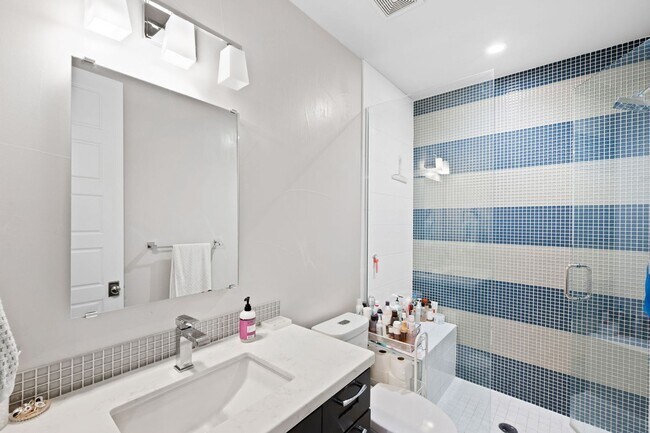 Building Photo - Luxury 4BD, 6BA Cherry Creek Home with 4 Outdoor Spaces