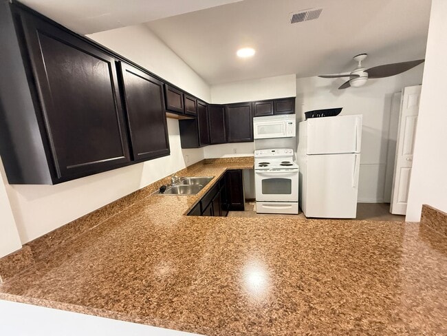 Building Photo - 6711 Park Heights Ave