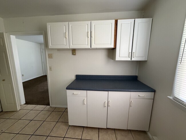 Building Photo - 431 Hearn Ln