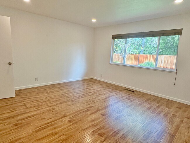 Building Photo - Welcome Home to Your Next Chapter in Almaden Valley