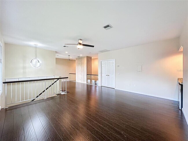 Building Photo - 6846 Lake View Dr