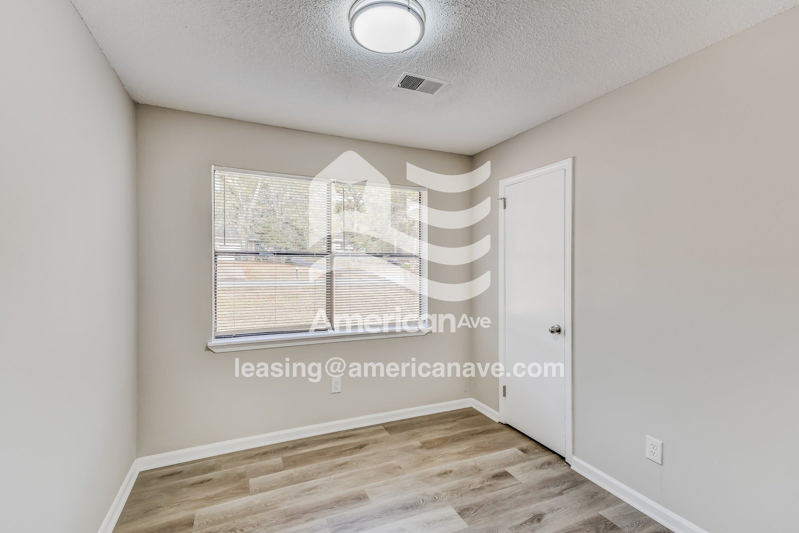 Building Photo - 1131 26th Ave N