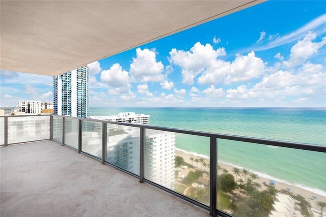 Building Photo - 3101 S Ocean Dr