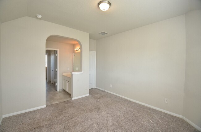 Building Photo - 3502 Gannan Lake Ct