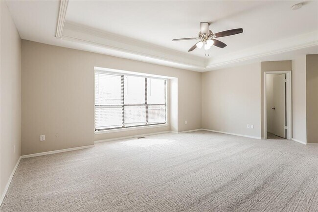 Building Photo - 11225 Cimarron Dr