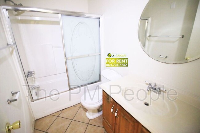 Building Photo - 209 Old Bramlett Rd