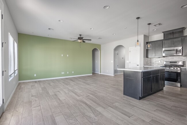 Building Photo - 3135 Red Creek