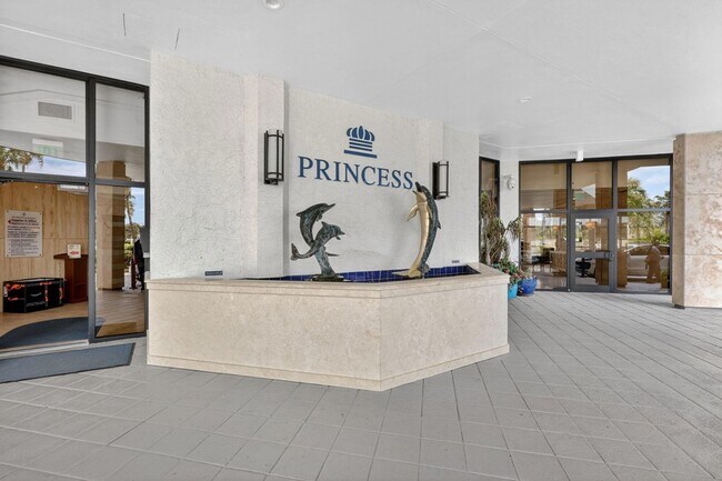 Building Photo - 9650 S Ocean Dr