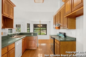 Building Photo - 109 Weeping Willow