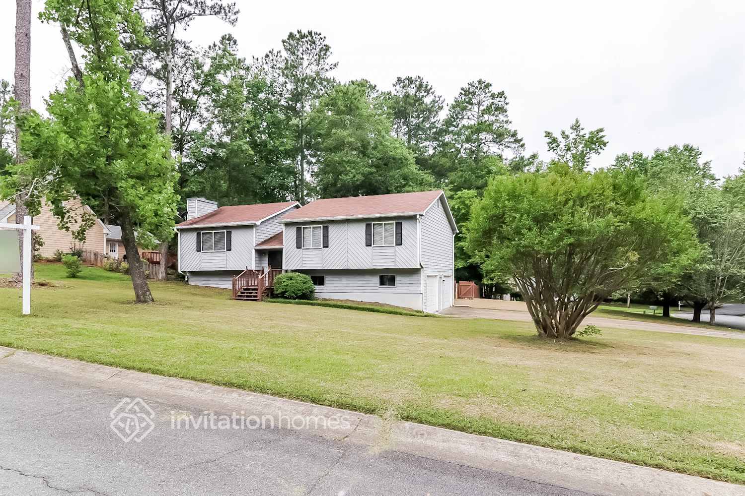 Building Photo - 4899 Hawk Trail