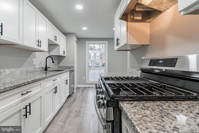 Building Photo - 14365 Watery Mountain Ct