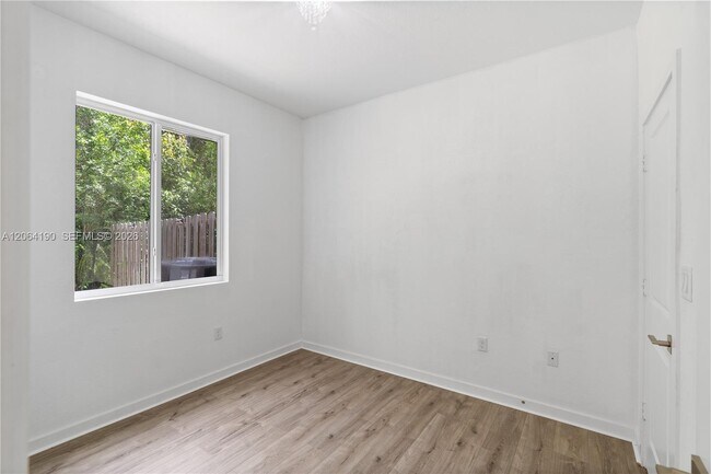 Building Photo - 1385 NW 208th Terrace