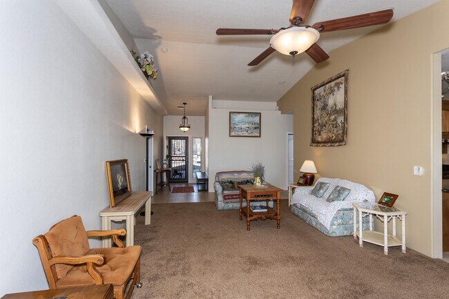 Building Photo - 7236 Pinnacle Pass Dr