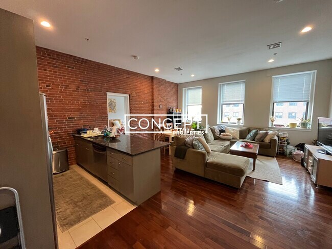 Building Photo - 460 Harrison Ave