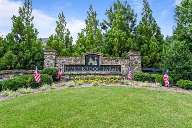 Building Photo - 6325 Pine Bluff Dr